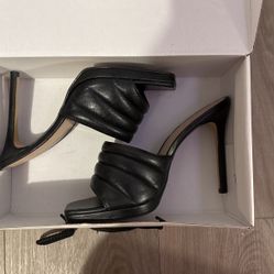Black Aldo Heels Sz 8 