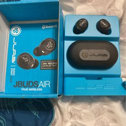 JBuds Bluetooth Earbuds