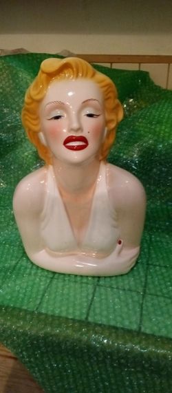Marilyn Monroe Collectible Cookie Jar