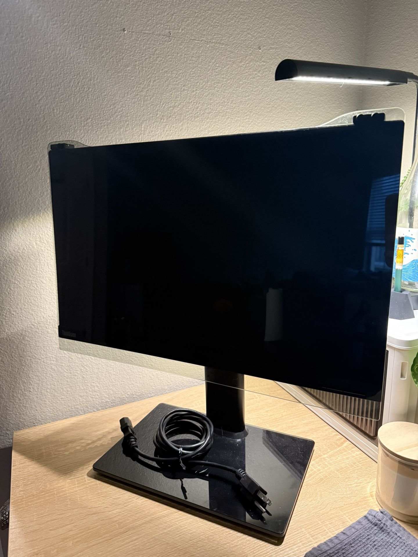 Desktop Monitor + Stand + Blue Light Cover