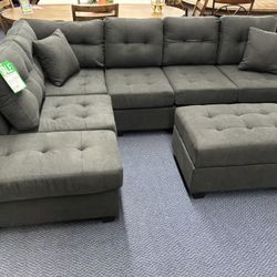 Sectional With Storage Ottoman 