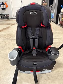 Graco 3-in-1 car seat/booster seat