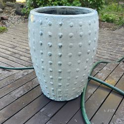 White Ceramic Patio Pot With White/Blue enamel