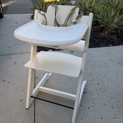 High chair - white