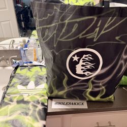 2 HellStar X Adidas Tote Bags Complex Con Exclusive 2025