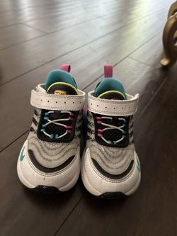 Girls Sneakers