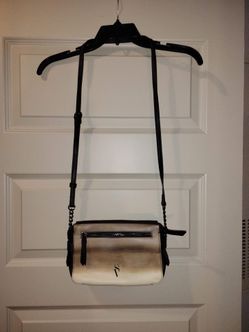 Simply Vera Sintra Crossbody