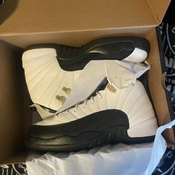 Jordan 12 Taxi Youth Sz