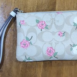 COACH Corner Zip Wristlet In Signature Canvas Floral Print