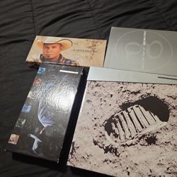  Garth Brooks 💿 Two Box Sets/vinyl   Records/Garth Brooks Book 