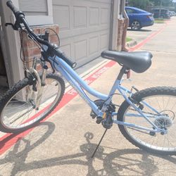 Roadmaster Granite Peak - 24" wheels Mountain bike 