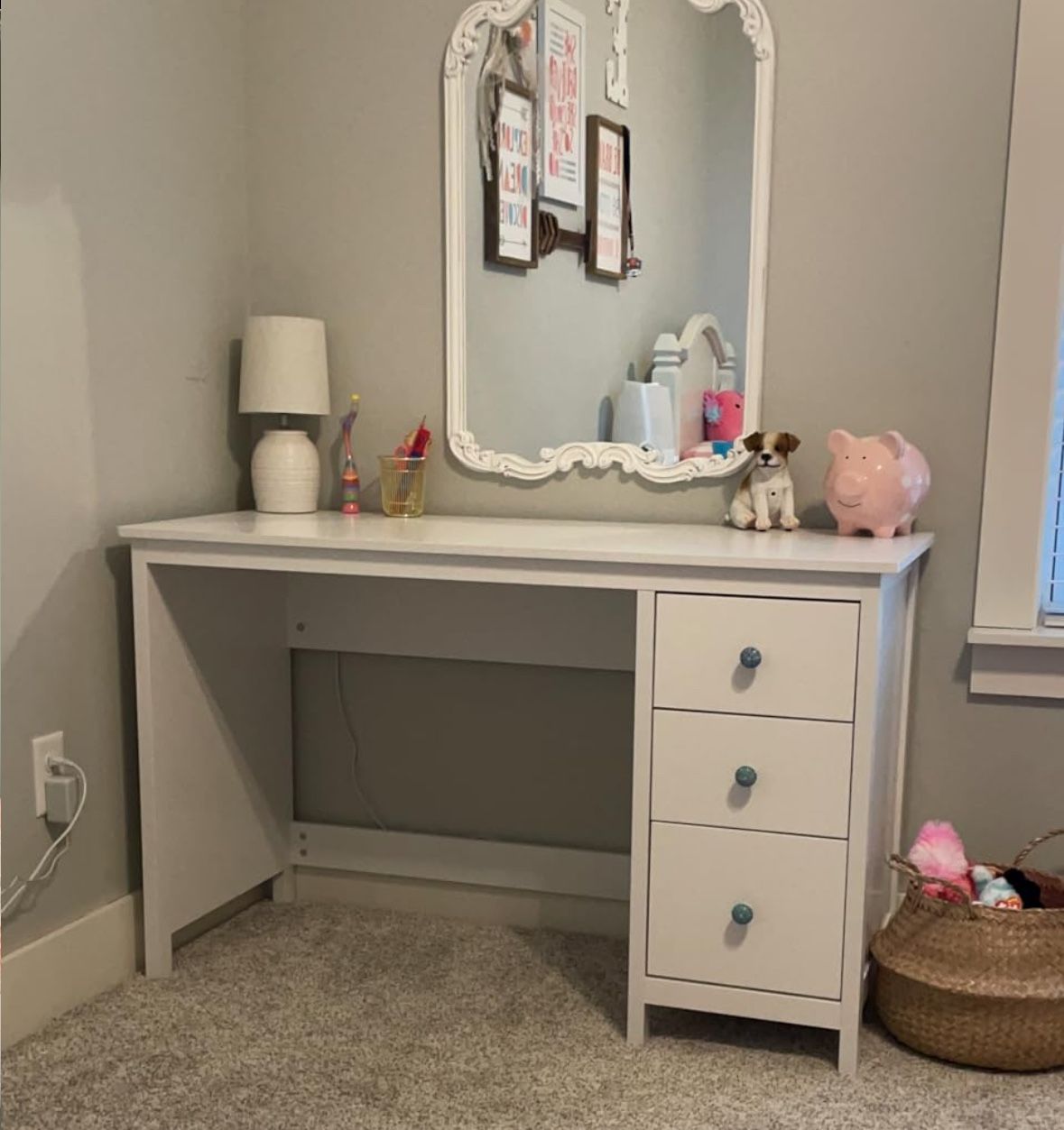 BARELY USED COMPUTER DESK!