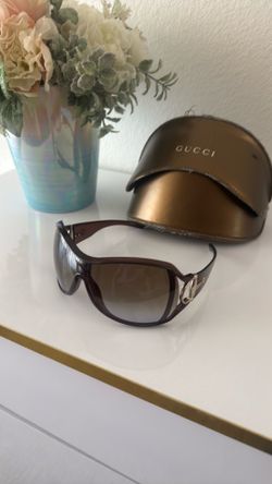 Authentic Y2K Gucci sunglasses