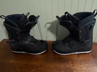 Men’s SOLOMON Snowboard boots DIALOGUE size 11.5 Wide EUC