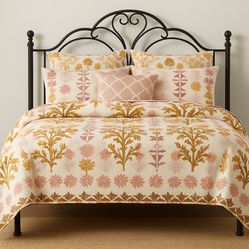 Queen size Bed Frame And Mattress and Bedframe
