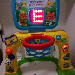 VTECH COUNT &WIN SPORTS BASKETBALL AND SOCCER