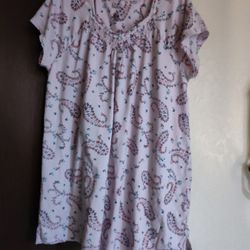 Women's Nightgown