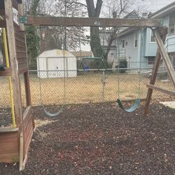 Backyard Swing Set 