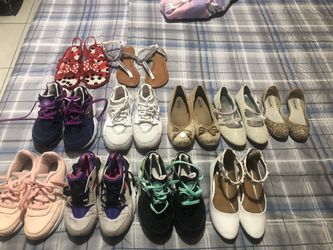 Shoes girls size 12/5 -13