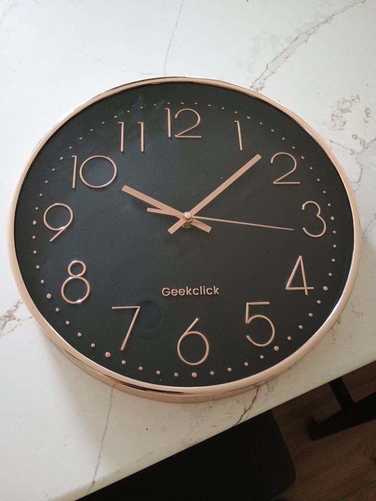 Rose gold Clock
