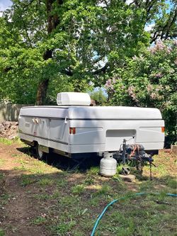 2005 Coleman Sun Valley Tent trailer