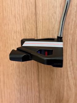 Odyssey Triple Track 10 putter with Stroke Lab shaft