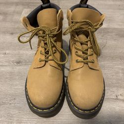 Dr. Martens Women’s Boots Size 10