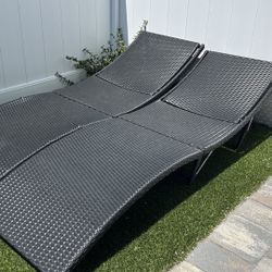 Outdoor Loungers 