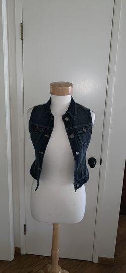 Wax Jeans dark wash jean jacket size small