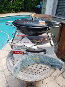 Bodum Tabletop Picnic Barbacue Grill for Sale in Pompano Beach, FL