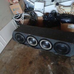 4-  12 " speakers Pioneer in the box 200$
