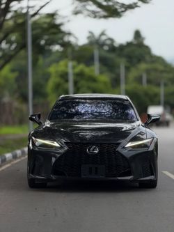 2021 Lexus IS 350