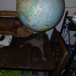 1930s , World Portrait Globe