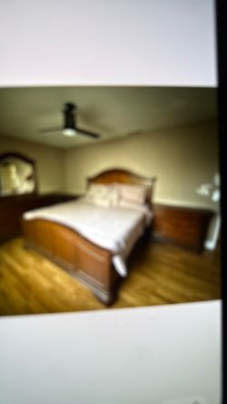 Bedroom set