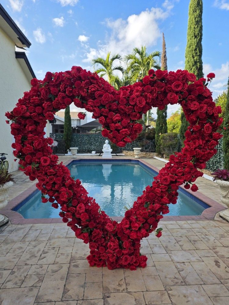 Heart For Valentine Day. Corazon Rojo 7 Ft