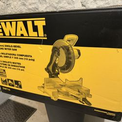 DeWalt 12” Single Bevel Compound Mitter Saw + 2 Blades