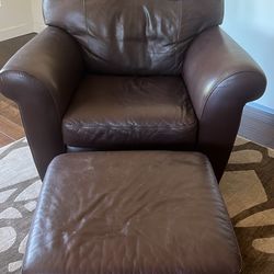 Macys leather Club Chair And Ottoman 