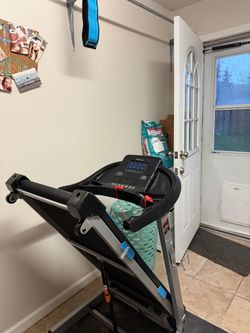 2026 WELLFIT TM007 Treadmill – New Condition, Foldable, 15% Incline - Stanhope, NJ