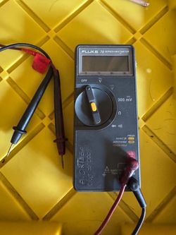 Fluke 70 Series III Digital Multimeter