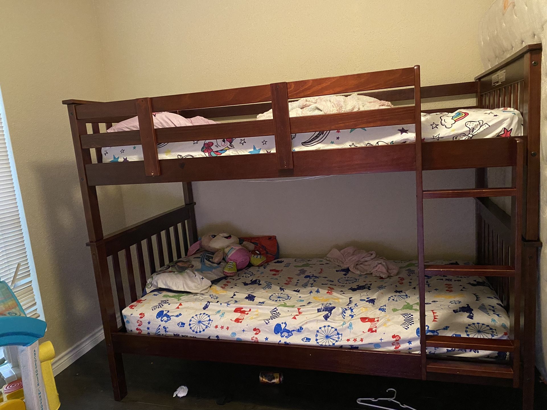 Twin Size Bunk Bed