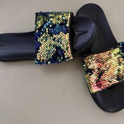 NEW💎Color Changing Sandals=Sizes: 5.5 /6 /7