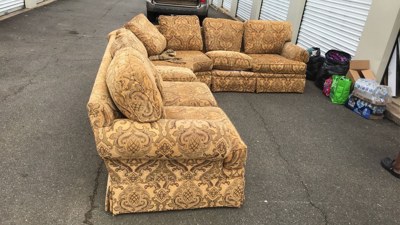 Skirt sectional couch