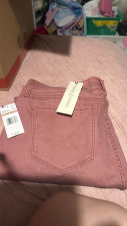 Light pink pants,