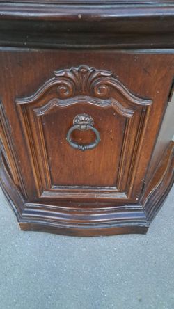 Side/ Lamp table