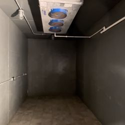 Walk-In Cooler – Commercial Refrigeration Unit