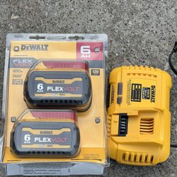 Dewalt Flexvolt Combo Kit $260 New Nuevo 