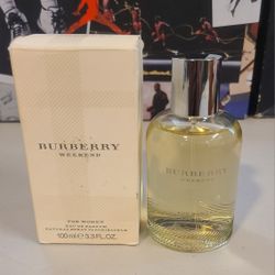 Burberry Weekend by Burberry Women 3.3 oz Eau de Parfum Spray New In Box