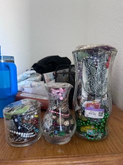 Goodwill jewelry bundle