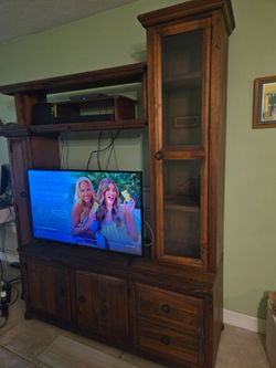 Wall Unit