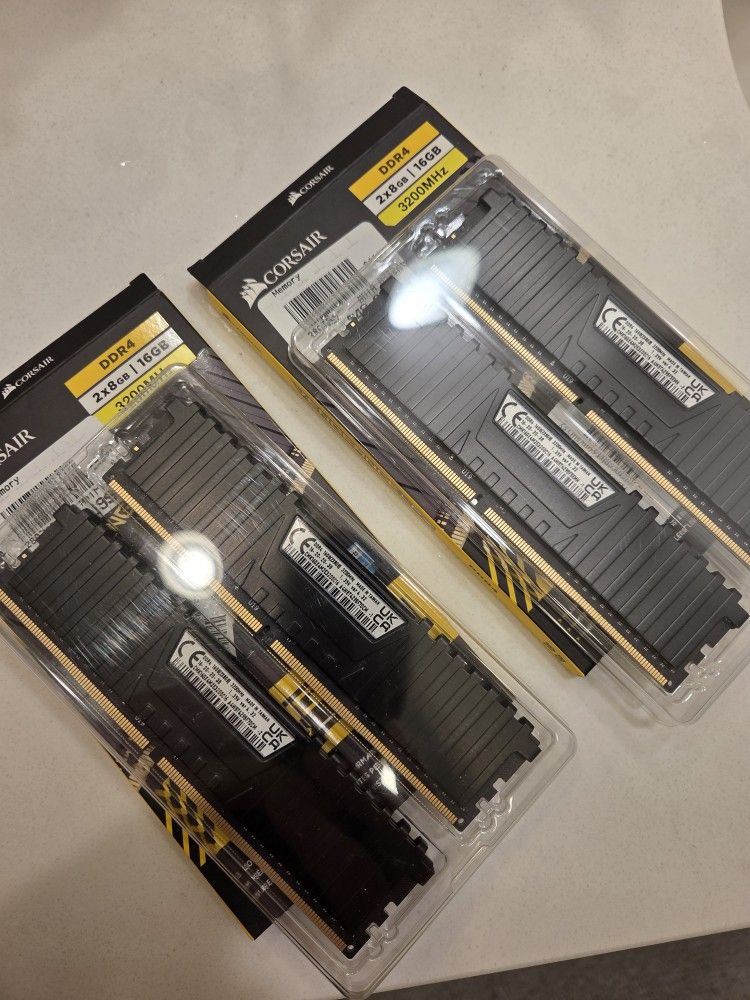 Corsair Veangance DDR4 3200 Mhz 4x8 GB Ram Module Total 32GB